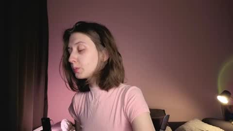 Kristi moony online show from April 2026 07:16:01 PM