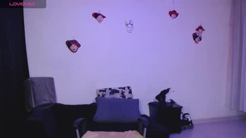 Valerie online show from October 2025 04:38:02 PM