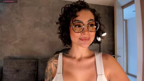  call me Val  online show from October 2025 04:19:02 PM