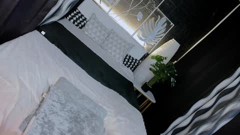 Snapshot of valerieriches chatting on December 2024 09:39:01 AM Valerie online show from December 2024 09:39:01 AM