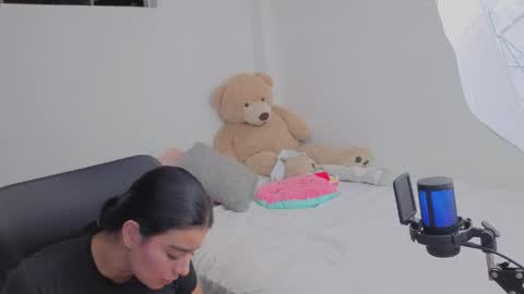 Juli C online show from April 2026 01:39:01 AM