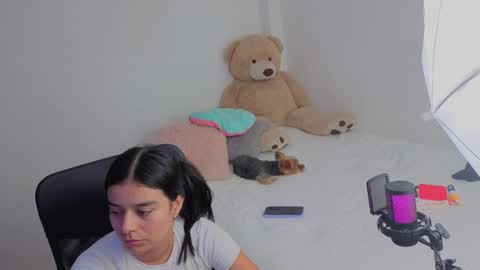 valerihouse_ online show from May 2026 12:38:01 AM