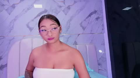 Snapshot of valery_97 chatting on May 2026 03:12:01 AM Valeryn online show from May 2026 03:12:01 AM