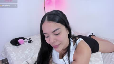 Snapshot of valery__nova chatting on December 2024 01:40:01 PM Cris online show from December 2024 01:40:01 PM