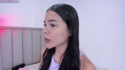Snapshot of valery__nova chatting on January 2025 03:23:02 AM Cris online show from January 2025 03:23:02 AM