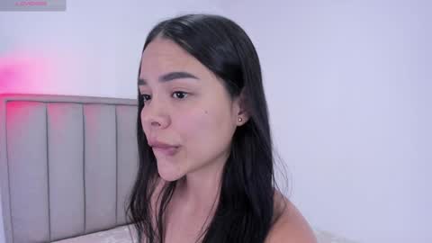 Snapshot of valery__nova chatting on January 2025 05:01:01 PM Cris online show from January 2025 05:01:01 PM