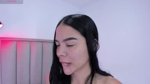 Snapshot of valery__nova chatting on October 2025 03:09:02 AM Cris online show from October 2025 03:09:02 AM