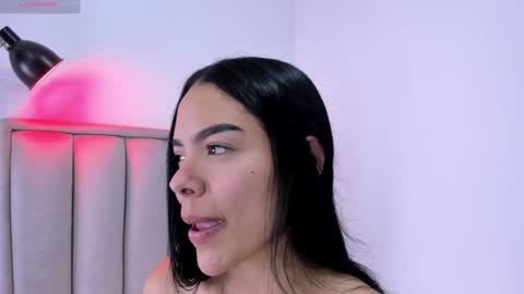 Cris  online show from March 2026 12:49:02 AM