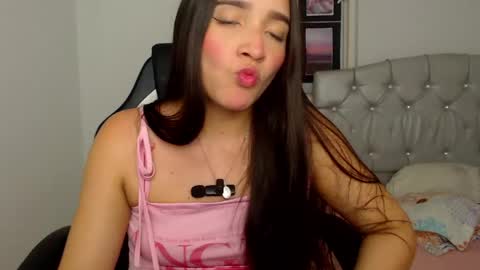 valeria online show from April 2026 05:14:02 AM