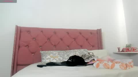 Snapshot of valery_hot692 chatting on May 2026 07:20:01 PM valery_hot692 online show from May 2026 07:20:01 PM