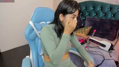 Snapshot of valery_jame chatting on June 2026 07:49:01 PM Valery online show from June 2026 07:49:01 PM