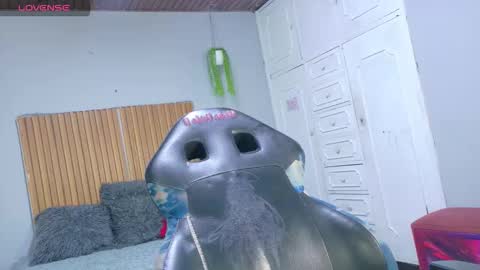 Snapshot of valery_luxx chatting on January 2026 12:32:02 PM valery_luxx online show from January 2026 12:32:02 PM