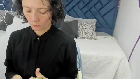 VALERY MORE online show from November 2025 12:27:02 PM