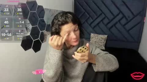 VALERY MORE online show from January 2026 12:21:01 PM