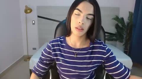 Snapshot of valery_restrepo chatting on July 2026 08:51:01 PM valery_restrepo online show from July 2026 08:51:01 PM