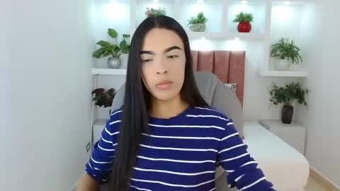 Snapshot of valery_restrepo chatting on August 2026 05:59:02 PM valery_restrepo online show from August 2026 05:59:02 PM