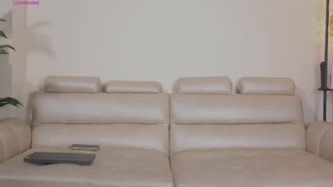 Snapshot of valeryn69_ chatting on June 2026 02:04:02 PM Valery online show from June 2026 02:04:02 PM