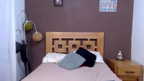 Snapshot of valesantodomingo chatting on November 2025 11:47:01 PM Sofia online show from November 2025 11:47:01 PM