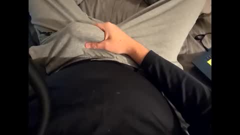 Snapshot of valhal2020 chatting on October 2025 01:34:01 AM Valhal online show from October 2025 01:34:01 AM