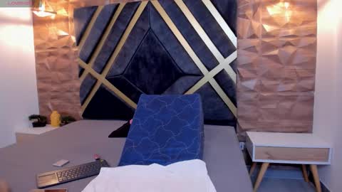 VALKA ROSS online show from January 2026 11:36:01 PM