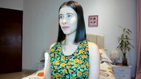 Snapshot of vallejo_macarena chatting on January 2025 02:09:01 AM Macarena online show from January 2025 02:09:01 AM