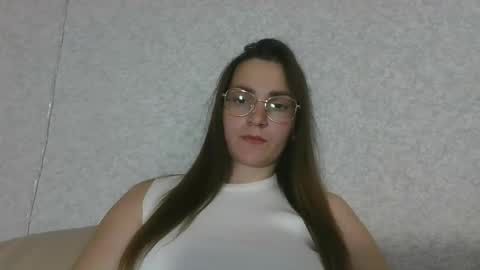 valleria21 online show from May 2026 07:00:01 PM