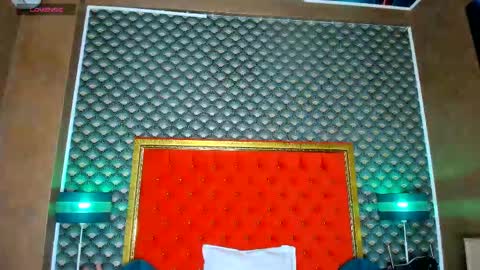 Snapshot of valleriejonnes chatting on April 2026 12:15:02 PM Valerie Val V online show from April 2026 12:15:02 PM