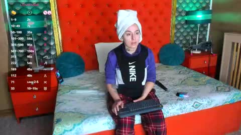 Snapshot of valleriejonnes chatting on May 2026 09:03:02 AM Valerie Val V online show from May 2026 09:03:02 AM