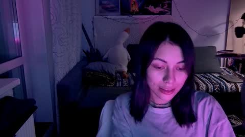 Little Devil online show from February 2025 10:01:01 PM