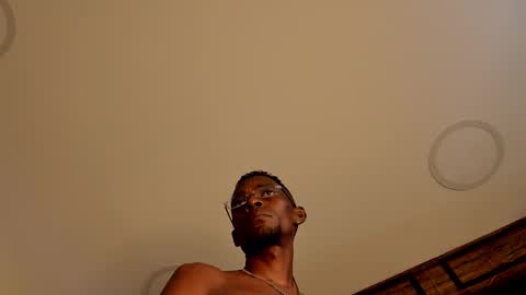 Snapshot of valtorkane chatting on October 2025 11:44:02 AM valtorkane online show from October 2025 11:44:02 AM
