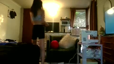 ValvettGreen online show from October 2025 07:56:01 AM