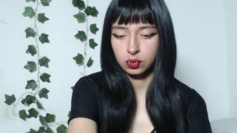 vamp online show from March 2026 04:57:01 AM