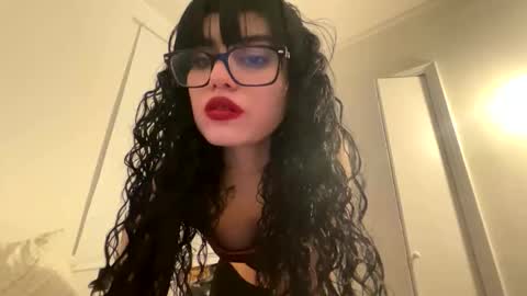 vampgatita online show from December 2025 02:38:01 AM