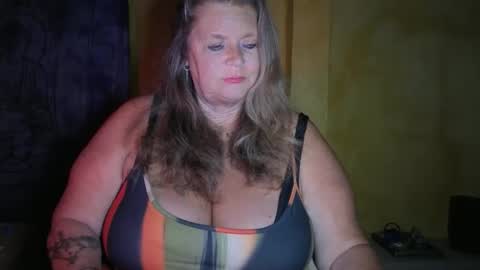 vampwoman online show from February 2026 06:35:01 AM