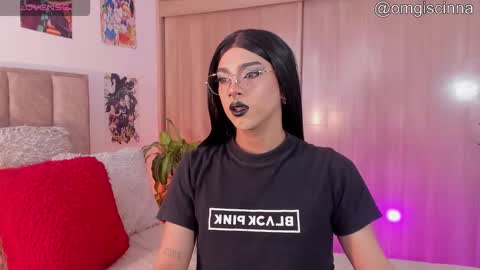 Cinnamon  online show from December 2025 07:42:02 PM