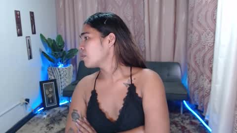 vampy_ebony_laxine online show from October 2025 04:32:01 AM