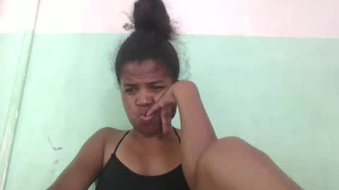 Snapshot of vanafiry chatting on January 2025 06:02:01 PM vanafiry online show from January 2025 06:02:01 PM