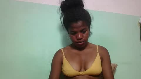 Snapshot of vanafiry chatting on February 2025 10:24:02 AM vanafiry online show from February 2025 10:24:02 AM