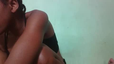 Snapshot of vanafiry chatting on February 2025 08:07:02 AM vanafiry online show from February 2025 08:07:02 AM