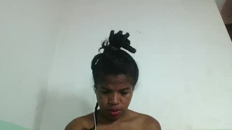 Snapshot of vanafiry chatting on February 2025 04:37:02 AM vanafiry online show from February 2025 04:37:02 AM