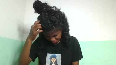 Snapshot of vanafiry chatting on February 2025 07:06:02 PM vanafiry online show from February 2025 07:06:02 PM