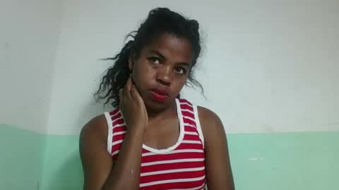 Snapshot of vanafiry chatting on February 2025 03:30:01 AM vanafiry online show from February 2025 03:30:01 AM