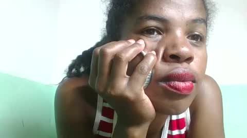 Snapshot of vanafiry chatting on February 2025 06:43:02 AM vanafiry online show from February 2025 06:43:02 AM