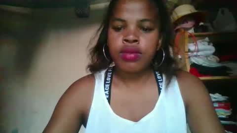 Snapshot of vanafiry chatting on November 2025 06:13:02 AM vanafiry online show from November 2025 06:13:02 AM