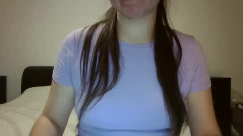 Snapshot of vanesajewel chatting on December 2024 04:50:01 PM VanesaJewel online show from December 2024 04:50:01 PM