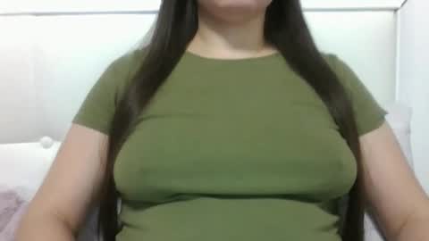 VanesaJewel online show from November 2025 07:03:01 PM