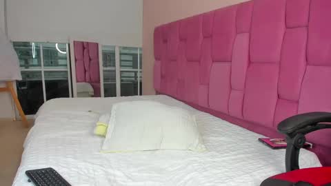 vaness_dior online show from February 2025 08:34:02 PM