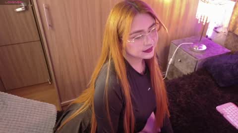 Snapshot of vanessa_blake chatting on April 2026 02:46:02 AM Vane online show from April 2026 02:46:02 AM