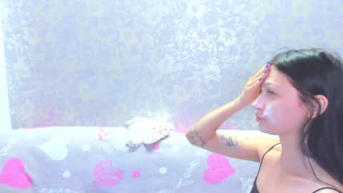 Snapshot of vanessa_florence chatting on June 2026 01:21:01 AM RUSSIAN BARBIE BABE online show from June 2026 01:21:01 AM