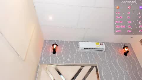    online show from March 2025 04:33:02 PM